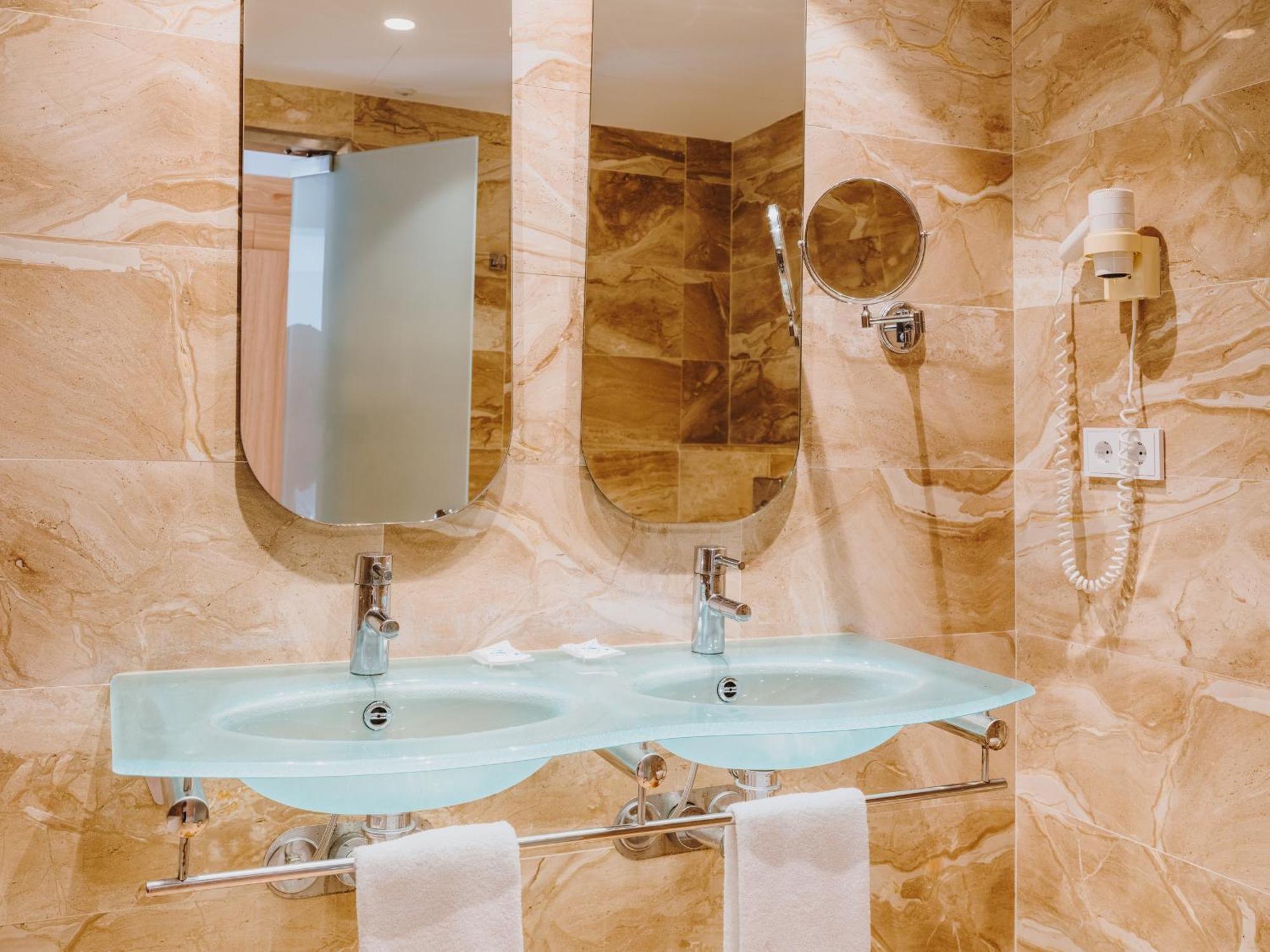 Suite con Vasca da Bagno con Idromassaggio